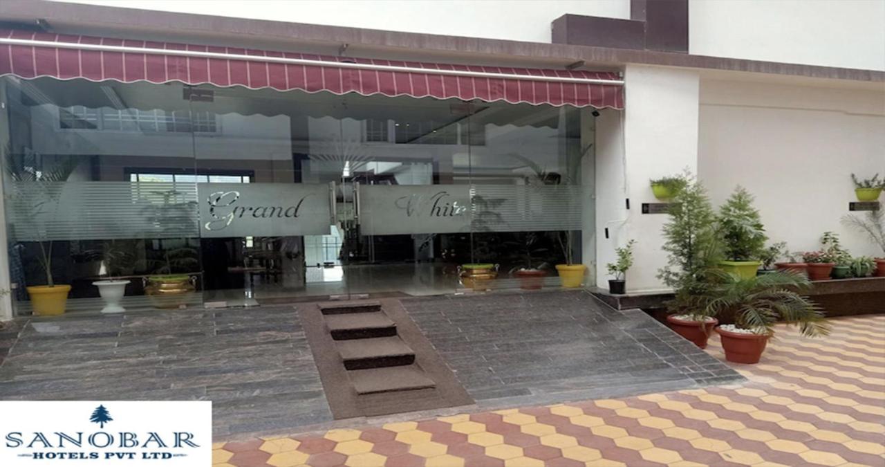 Hotel White Grand Shimla - In City Centre - A Centrally Ac Hotel 외부 사진