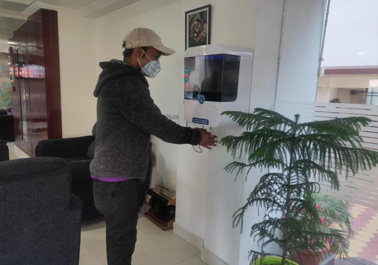 Hotel White Grand Shimla - In City Centre - A Centrally Ac Hotel 외부 사진