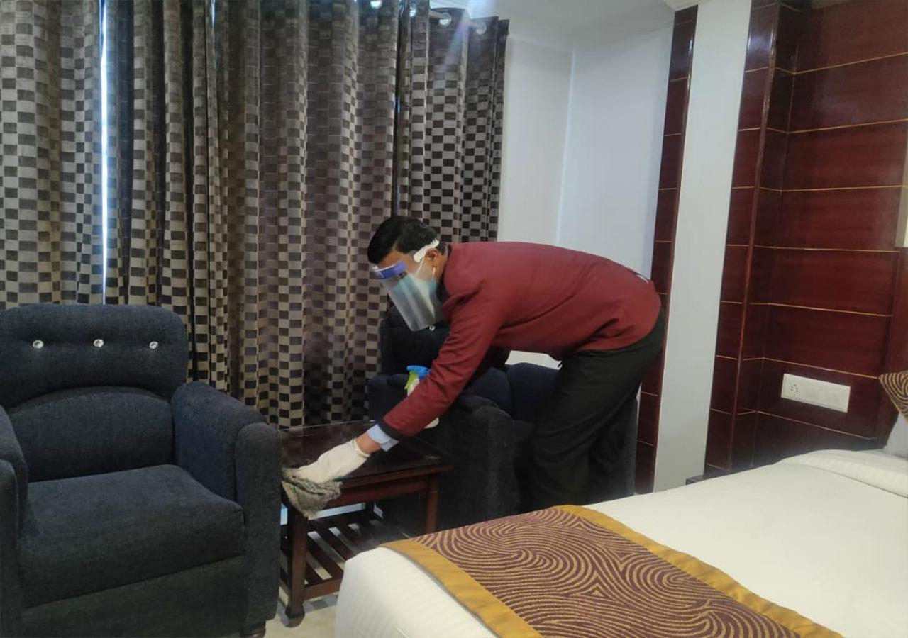 Hotel White Grand Shimla - In City Centre - A Centrally Ac Hotel 외부 사진