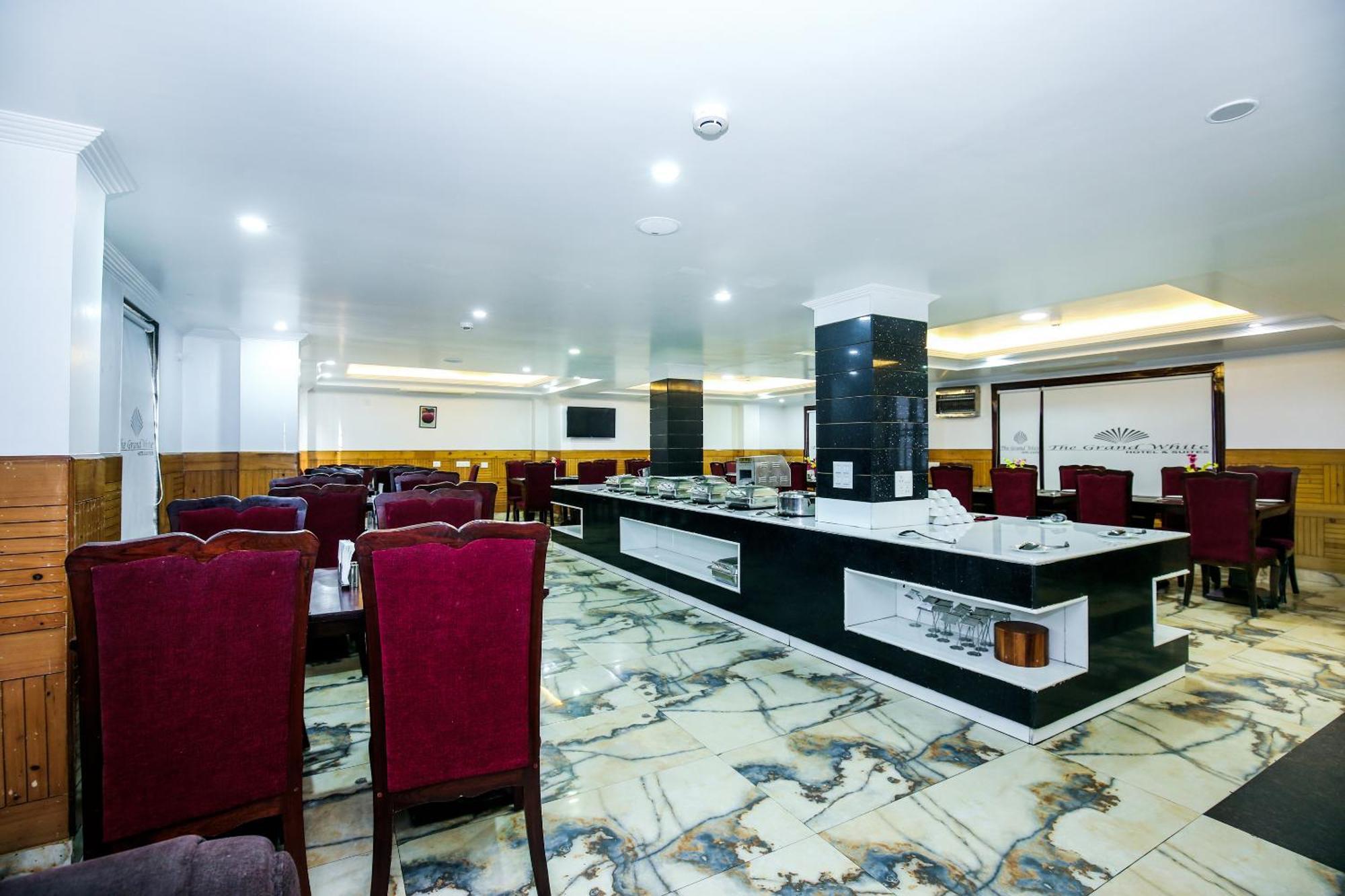 Hotel White Grand Shimla - In City Centre - A Centrally Ac Hotel 외부 사진
