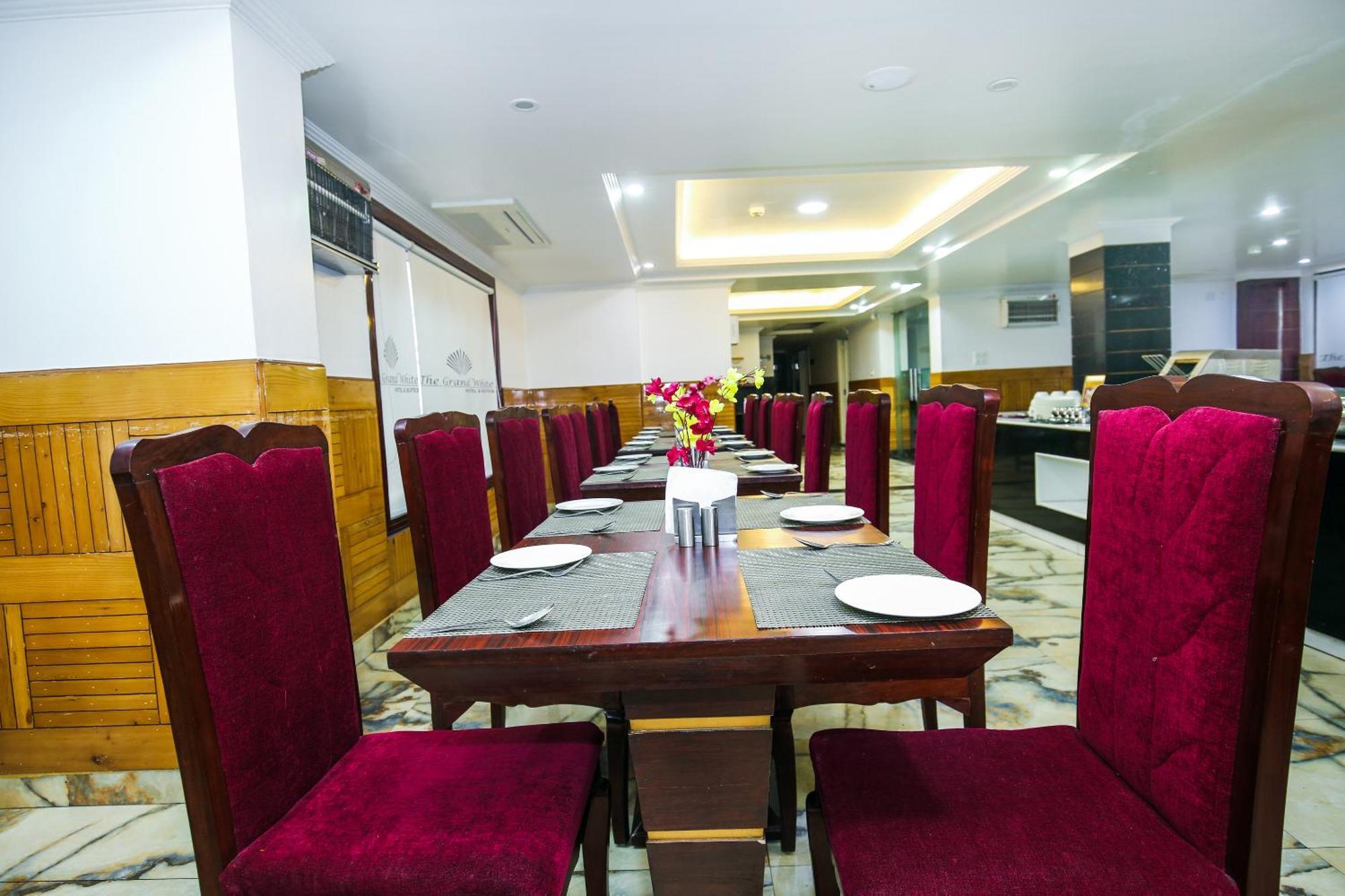 Hotel White Grand Shimla - In City Centre - A Centrally Ac Hotel 외부 사진